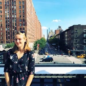 Meet your Posher, Gabriela